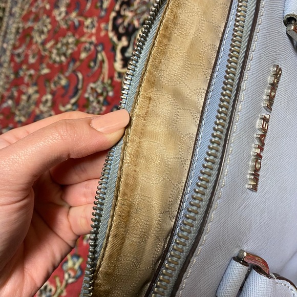 Purse - Picture 4 of 7